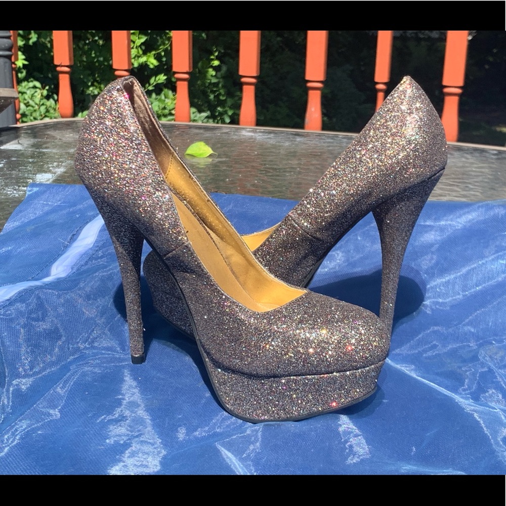 Sparkly Pumps